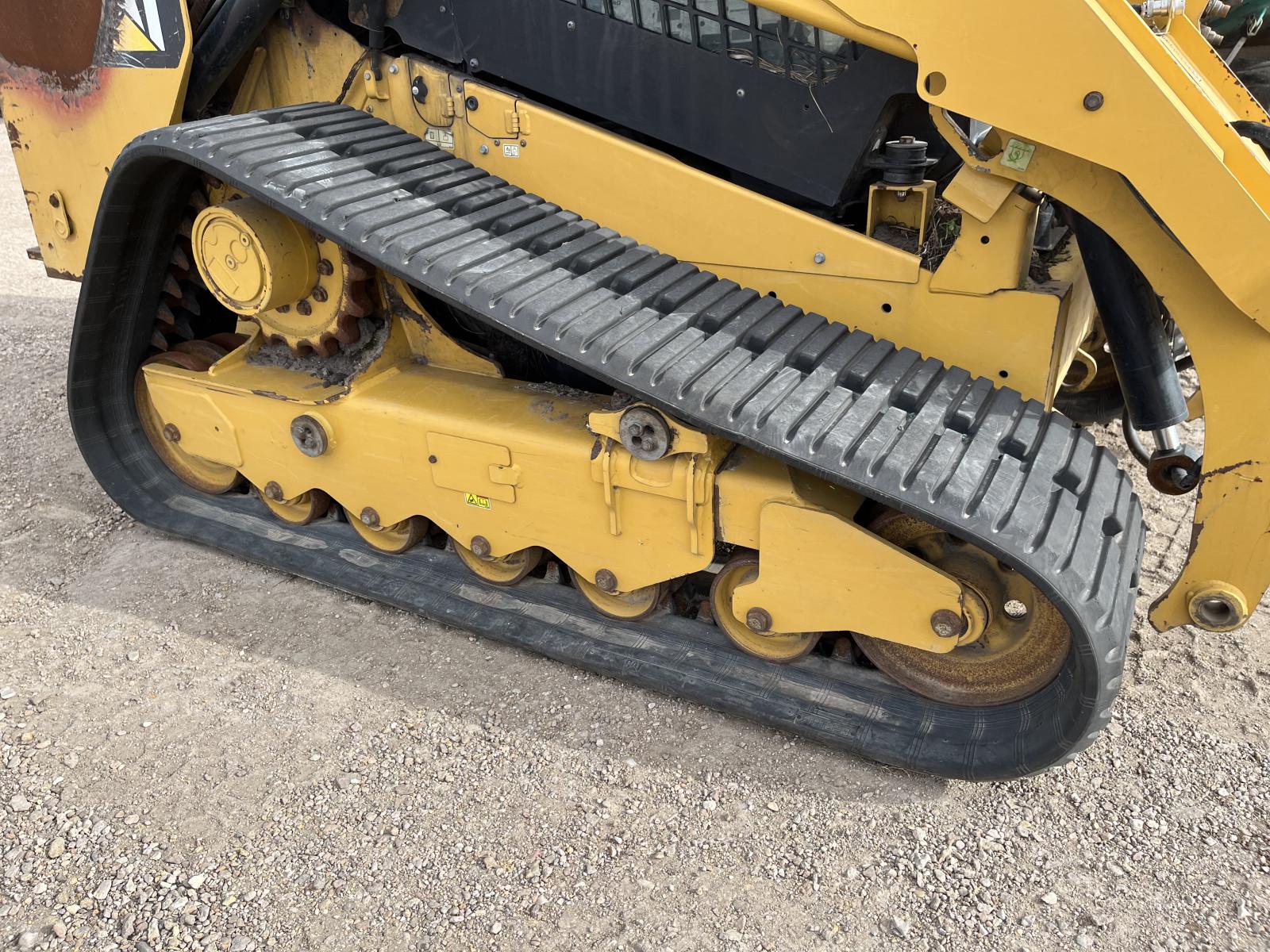 ./imagenes/INVOICE/2019/17480/MINICARGADOR CATERPILLAR 299D (9).JPG